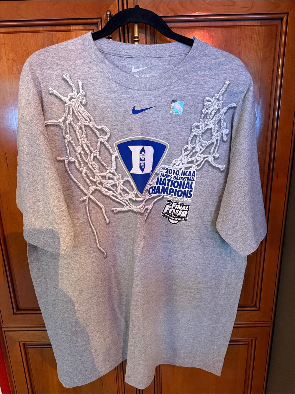 Nike Gray & Blue Duke vintage 2010 NCAA National Champions Short Sleeve Tee NWOT